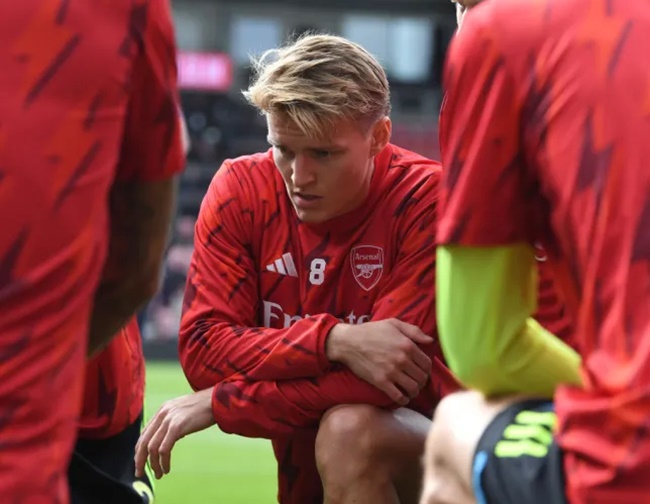 Martin Odegaard reacts to Manchester City slipping up against Wolves - Bóng Đá