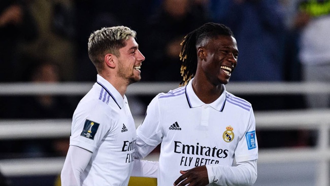 Real Madrid has renewed the contracts of both Fede Valverde and Eduardo Camavinga - Bóng Đá
