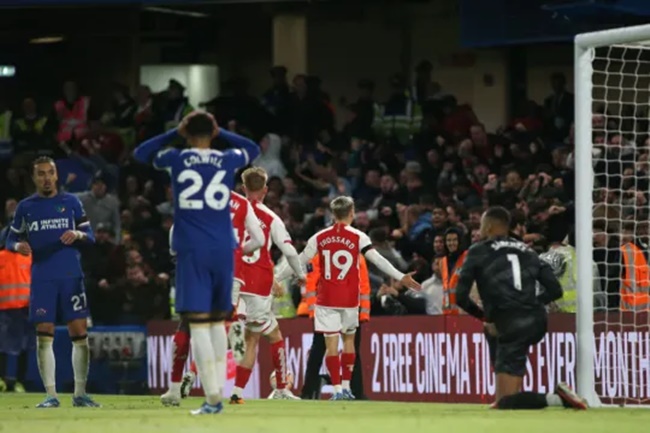 Gary Neville highlights Chelsea’s three biggest problems after draw vs Arsenal - Bóng Đá