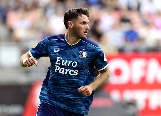 Gimenez lọt vào tầm ngắm của các CLB London.