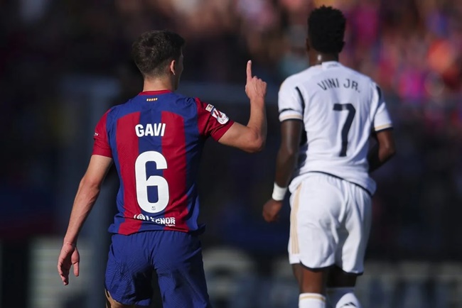 Barcelona staff likely to continue with Gavi as pivot - Bóng Đá