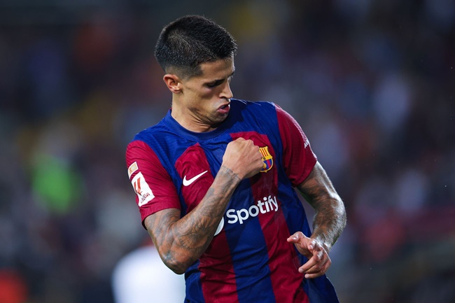 Barcelona will have it difficult to tát sign Cancelo permanently next summer - Bóng Đá