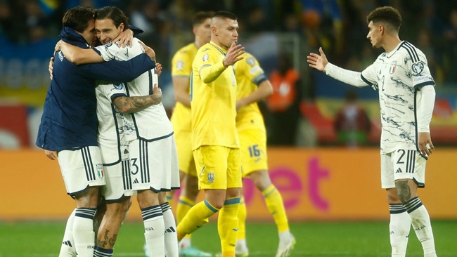 Ukraine 0-0 Italy: Azzurri scrape into EURO 2024 - Bóng Đá