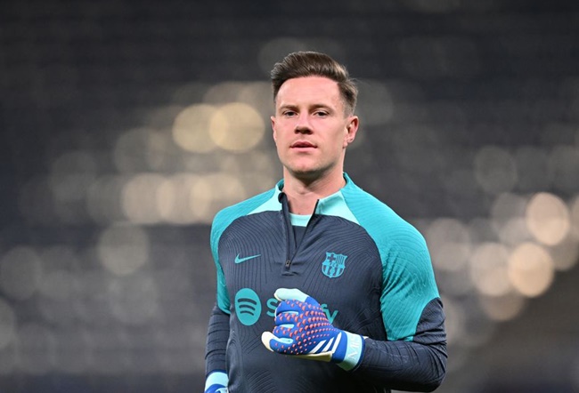 Barcelona will make a late call on Marc-Andre Ter Stegen’s fitness ahead of their Champions League clash with Porto. - Bóng Đá