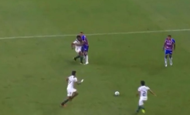 Real Madrid and Brazil starlet Endrick Felipe escapes punishment after punching opponent - Bóng Đá