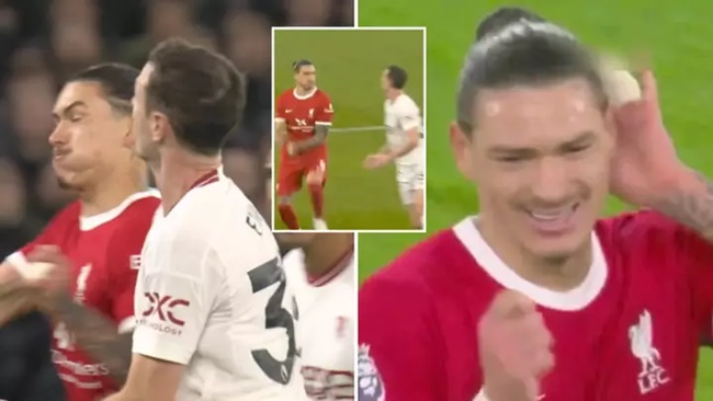 Man Utd fans furious Darwin Nunez avoided red card after 'three bookable offences in 10 seconds' - Bóng Đá