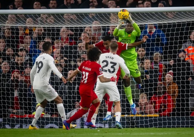 5 điểm nhấn Liverpool 0-0 Man Utd: Công cùn; Nụ cười của Ten Hag - Bóng Đá