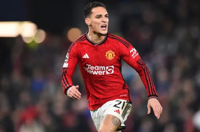 Manchester United initial valuation of Antony shows how much they overpaid for struggling winger - Bóng Đá