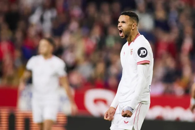 Man Utd quan tâm En-Nesyri.