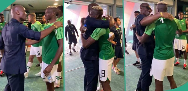 Victor Osimhen and 'agent' Didier Drogba's AFCON moment gets Chelsea fans excited - Bóng Đá