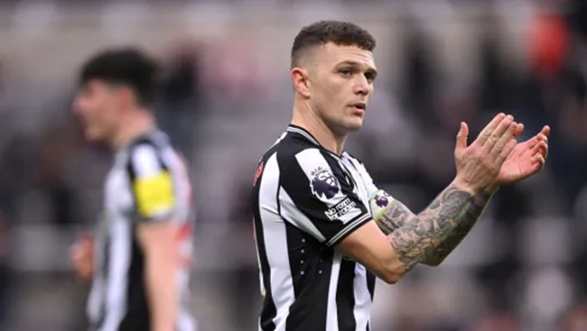 Newcastle United have rejected an initial approach from Bayern Munich for Kieran Trippier though are not totally against his sale - Bóng Đá
