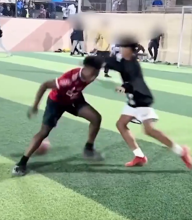 Watch Cristiano Ronaldo’s son Cristiano Jr, 13, nutmeg IShowSpeed TWICE - Bóng Đá