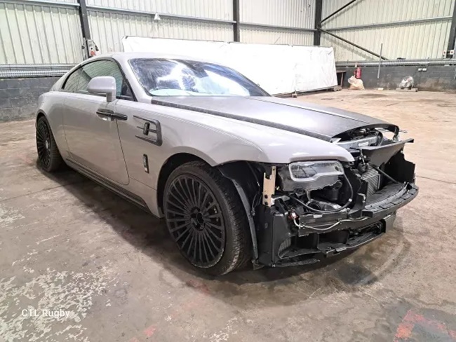 Marcus Rashford is flogging his wrecked £700,000 Rolls-Royce at auction for a fraction of the price - Bóng Đá