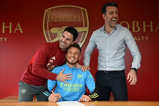Ben White signs new Arsenal contract until 2028 with the option for an extra year - Bóng Đá