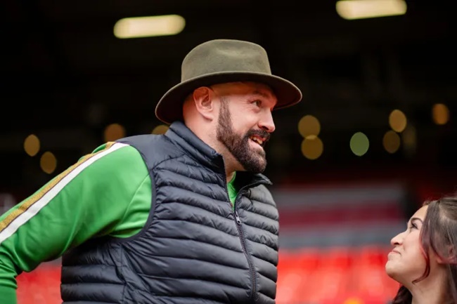 Tyson Fury tại Old Trafford - Bóng Đá