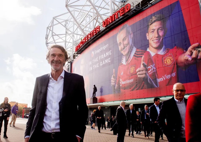 Jaw-dropping pictures show how Man Utd’s 100,000-capacity ‘Wembley of the North’ stadium could look - Bóng Đá