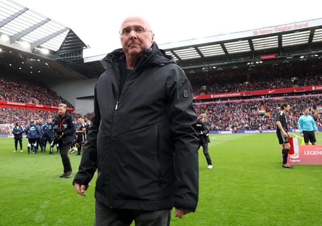 Sven Goran-Eriksson returns to management at Anfield as ex-England boss fulfils lifelong dream in Liverpool legends game - Bóng Đá
