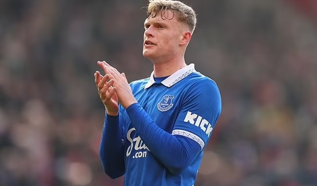 Manchester City are monitoring £60m-rated Everton defender Jarrad Branthwaite - Bóng Đá