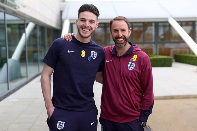 Declan Rice's reaction to being named England captain sums up £105m Arsenal star - Bóng Đá
