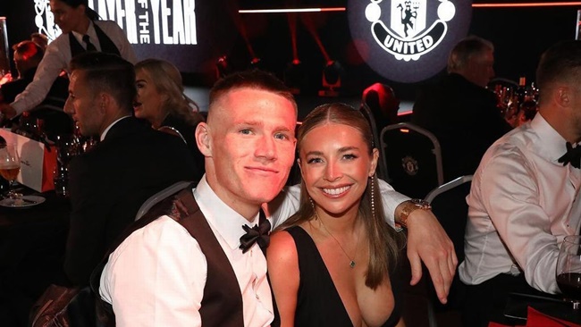 Scott McTominay faces losing £1m as cops probe fiancee and her dad’s failed firm - Bóng Đá