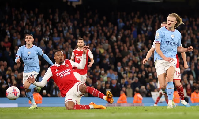 Arsenal được kỳ vọng đả bại Man City.