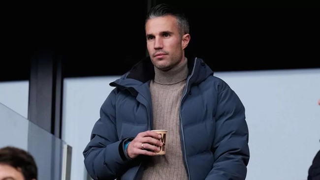 Robin van Persie xếp hàng tìm công việc mới sau khi trở lại Man Utd đàm phán với Erik ten Hag - Bóng Đá