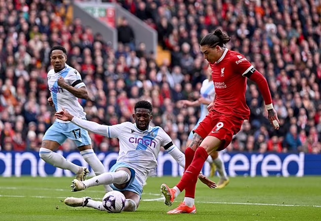 Jamie Redknapp says Liverpool have got to be 'more clinical'  - Bóng Đá