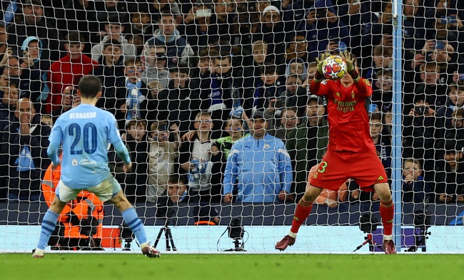 Real thắng Man City penalty - Bóng Đá
