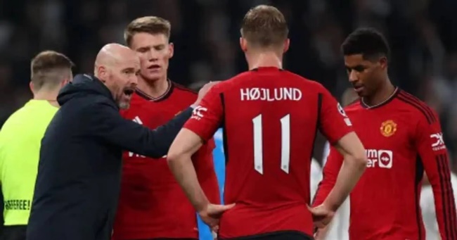 Cản bước Arsenal là nhiệm vụ khó của Man Utd.