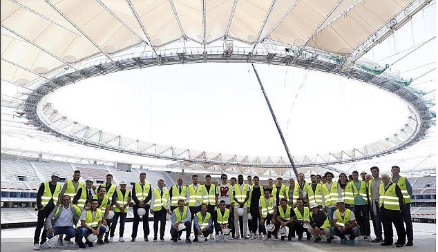 Chùm ảnh: Dàn sao Atletico thị sát SVĐ mới - Bóng Đá