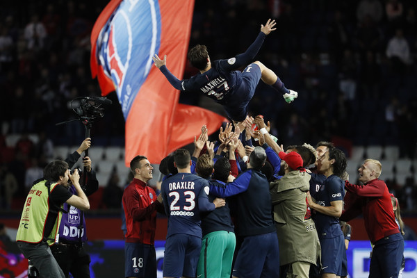 Chùm ảnh: Bị Caen cầm hoà, PSG chia tay Maxwell không trọn vẹn