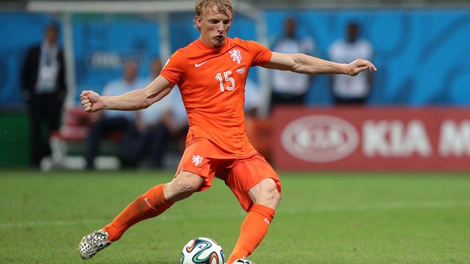 10 cầu thủ ra sân nhiều nhất cho tuyển Hà Lan - Bóng Đá