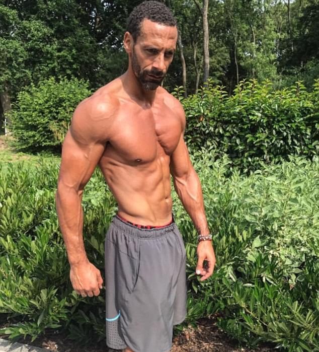 Chùm ảnh: Sao bóng đá làm gì ngày 23/06? - Bóng Đá