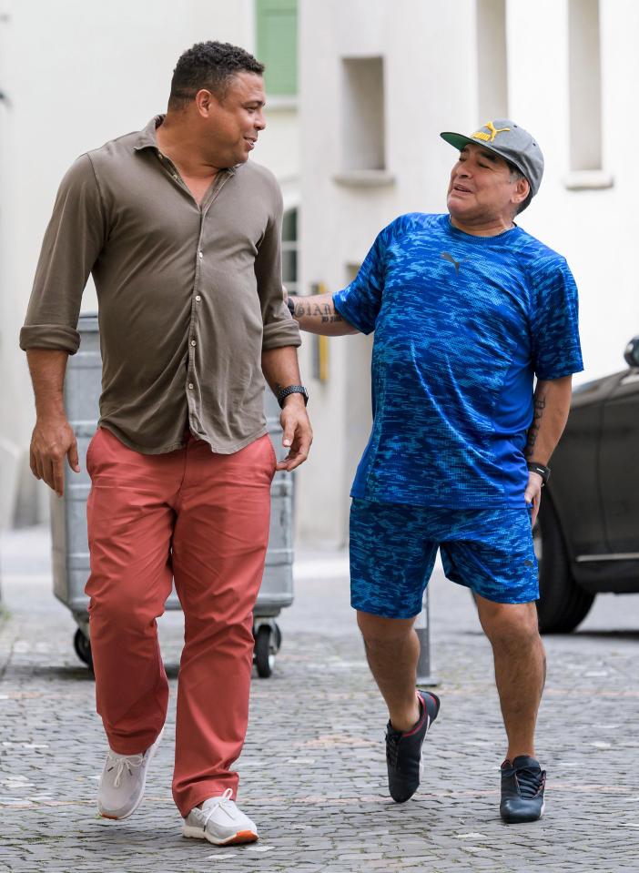 Maradona và Ronaldo kề vai sát cánh tại Thuỵ Sỹ - Bóng Đá