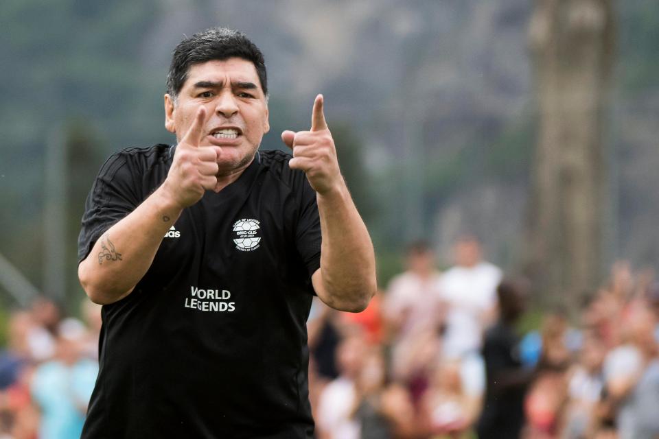Maradona và Ronaldo kề vai sát cánh tại Thuỵ Sỹ - Bóng Đá