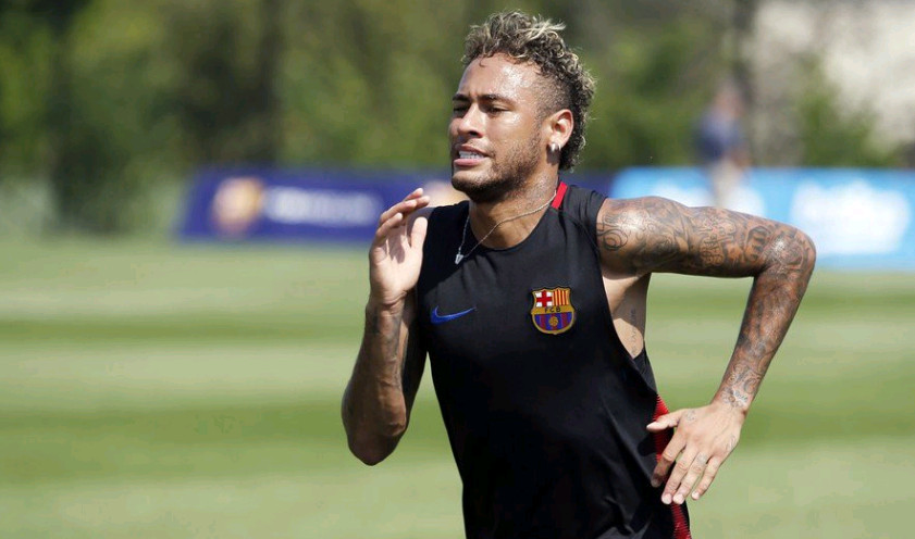 Ảnh bài viết Giữa bão tin đồn, Neymar vẫn tập luyện hết mình tại Barcelona