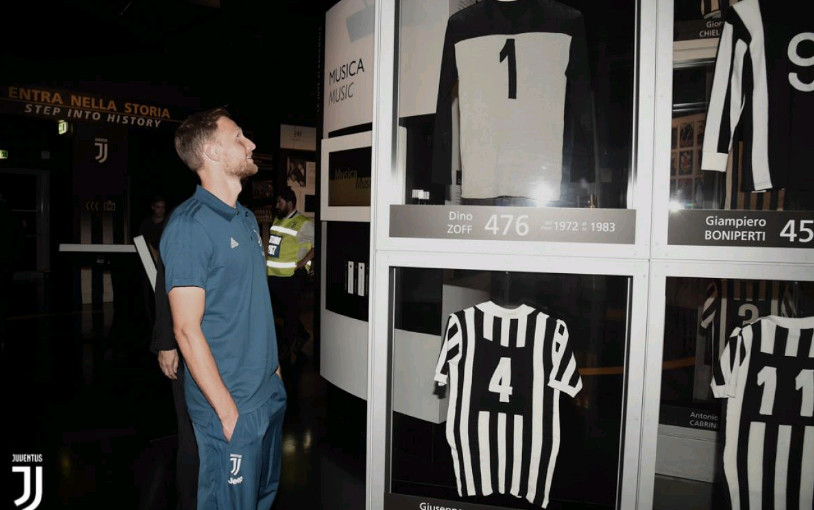 Ngày đầu tiên của Howedes tại Juventus - Bóng Đá