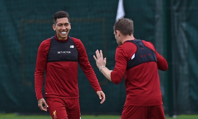 Ảnh bài viết Sân tập Liverpool rộn tiếng cười trước ngày đối đầu Huddersfield