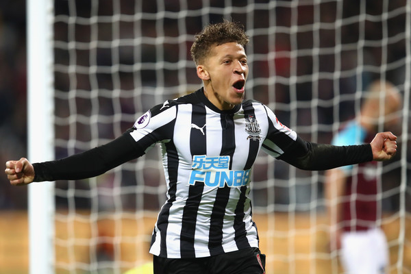 Ảnh bài viết Ngược dòng xuất sắc trước West Ham, Newcastle bỏ xa nhóm "cầm đèn đỏ"