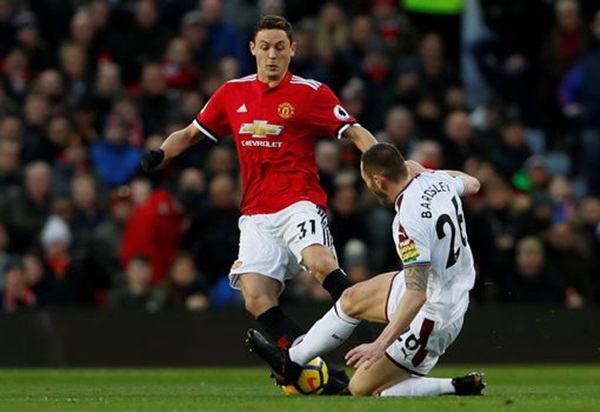 TRỰC TIẾP Man Utd 0-2 Burnley: Defour lập siêu phẩm (Hết hiệp 1) - Bóng Đá
