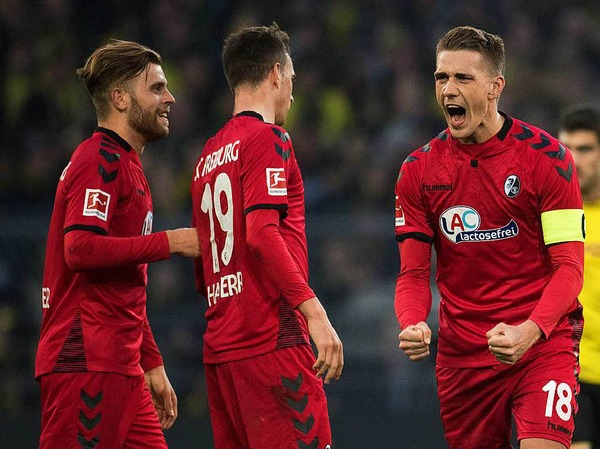 Dortmund 2-2 Freiburg - Bóng Đá