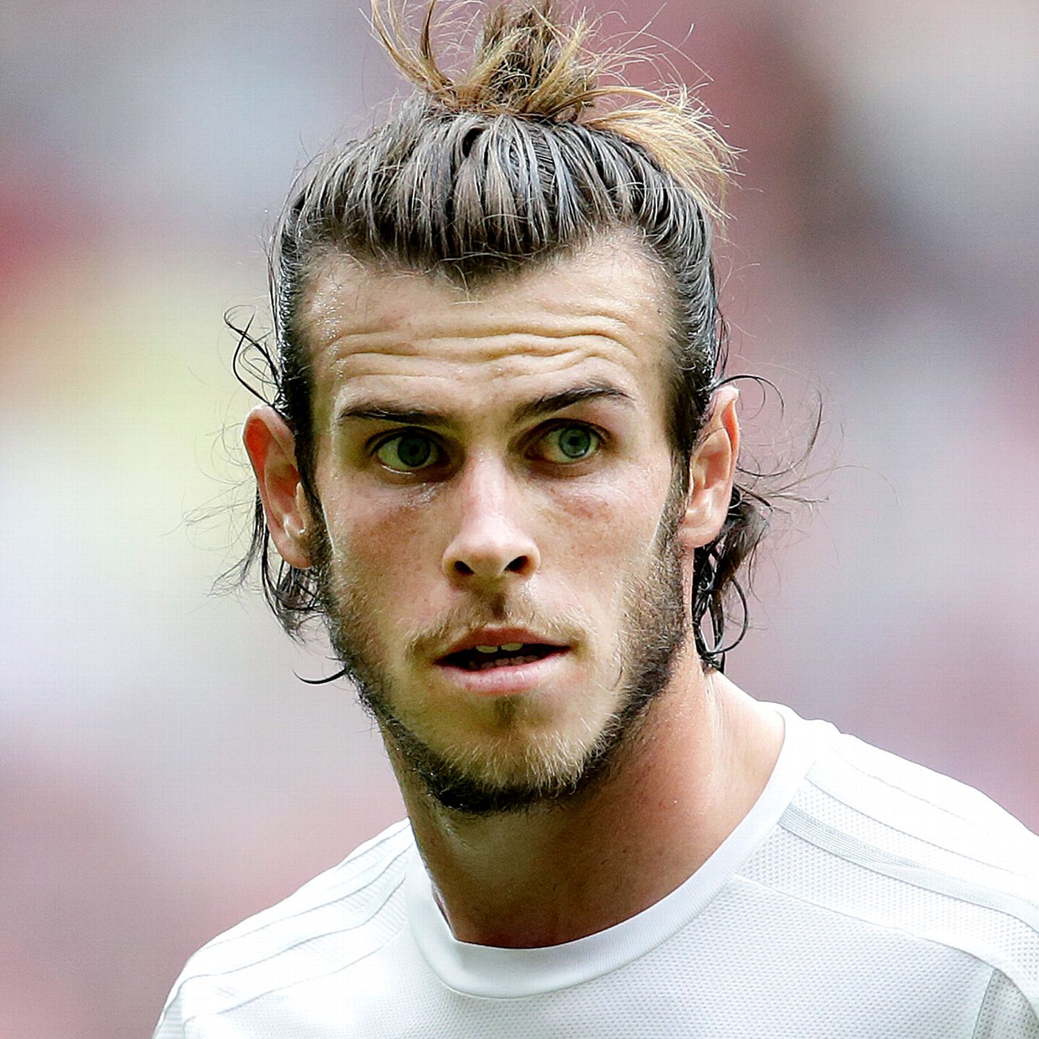 bale-2