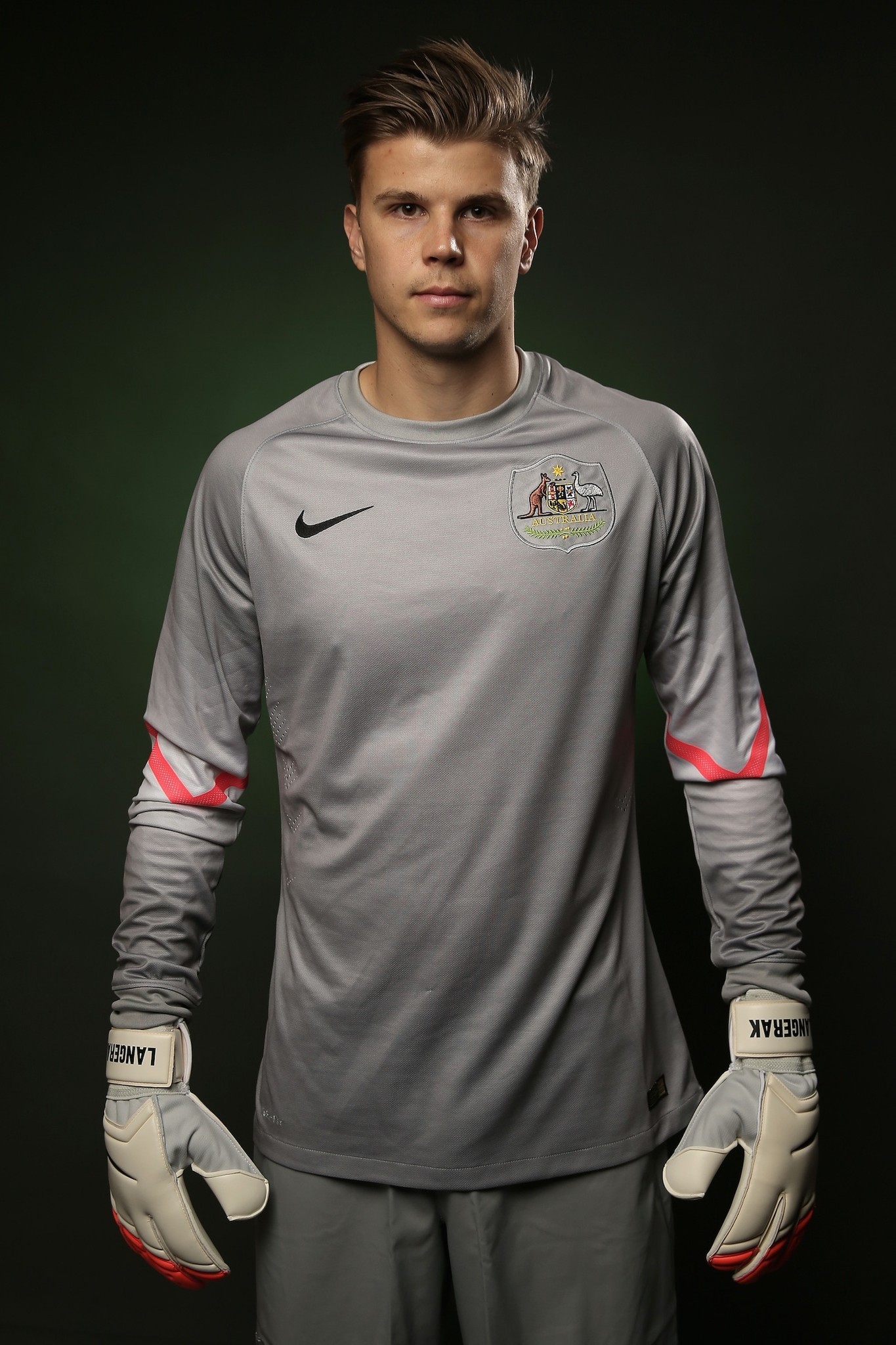 Mitch-Langerak-4