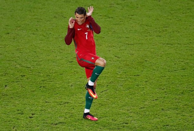 Portugal-v-Austria-Euro-2