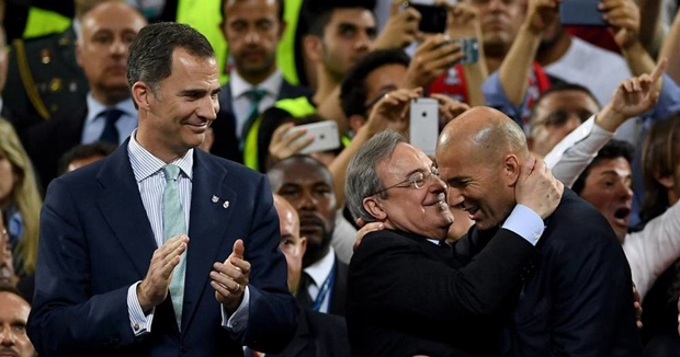 Zidane không nên tin vào lời hứa của Perez. Ảnh: Internet.