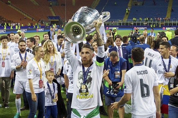 Danh hiệu Champions League thứ 11 trong lịch sử giúp các cầu thủ Real có gần 1 triệu euro tiền thưởng. Ảnh: Internet.