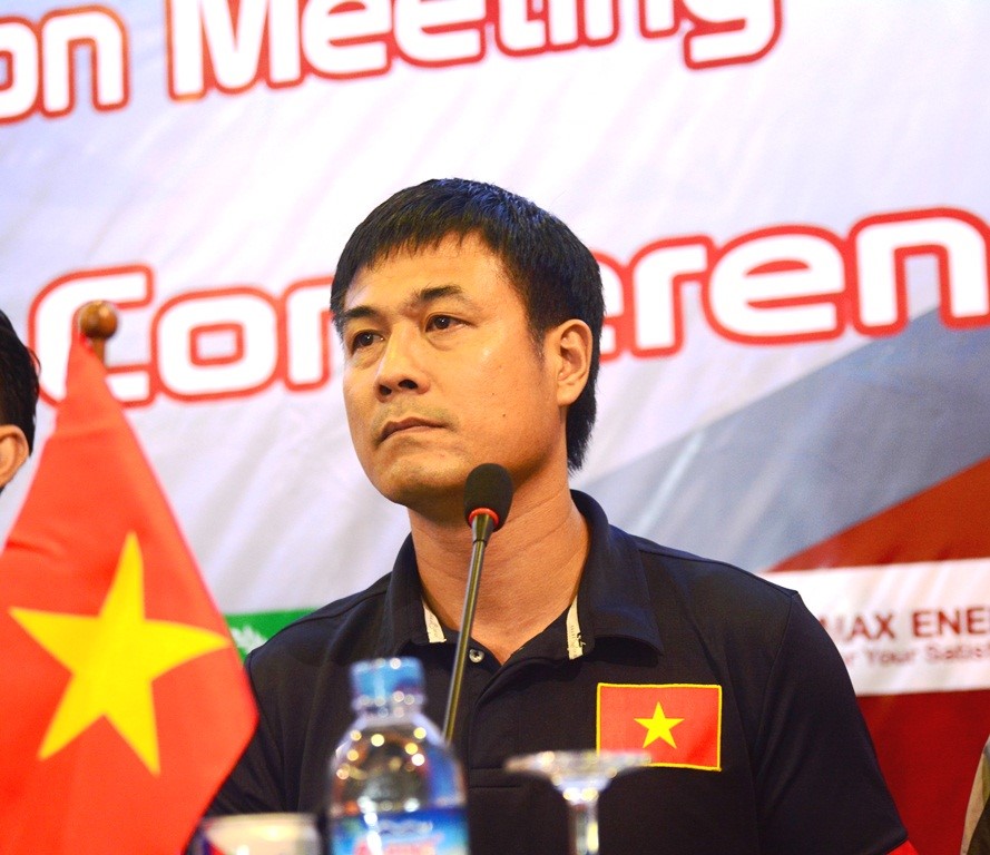 HLV Hữu Thắng tự tin với lực lượng tuyển Việt Nam mang sang Myanmar.
