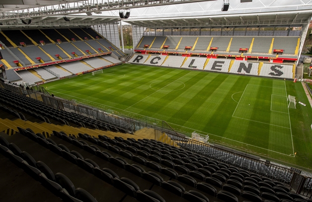 Sân vận động Felix Bollaert ở thành phố Lens sẵn sàng cho giải đấu ngày 2/2. Ảnh: Internet.