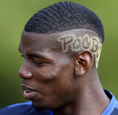 1. Kiểu tóc “Pogboom” của tiền vệ Paul Pogba bên phía ĐT Pháp. Ảnh: Internet.