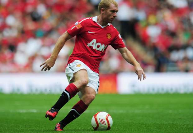 Paul Scholes bất ngờ thi đấu trở lại